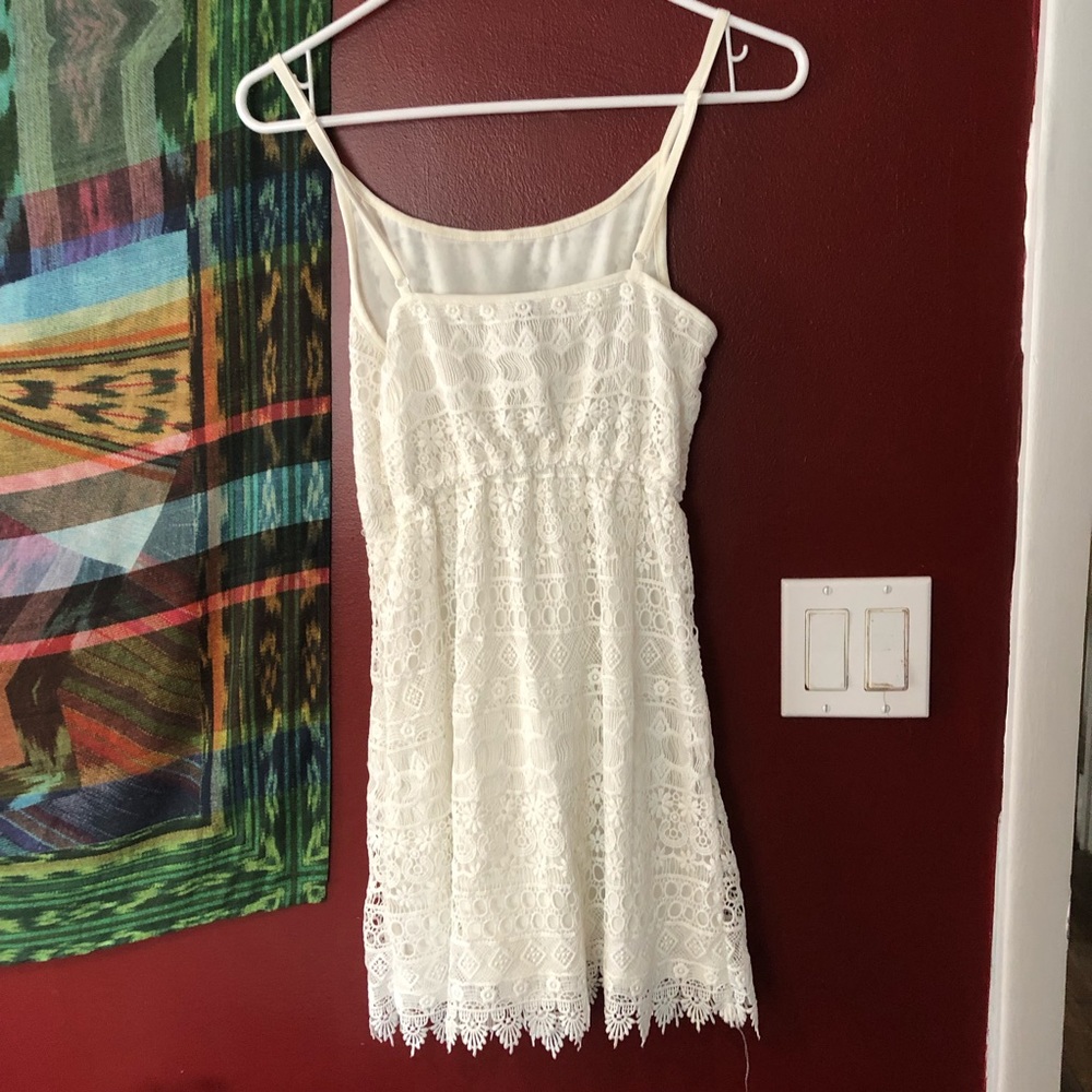 H&M WHITE LACE DRESS - Picture 3 of 3